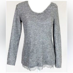 Chico's nwt Samantha Shine Sequin size 0 grey Raw Cut Scalloped Lace Hem